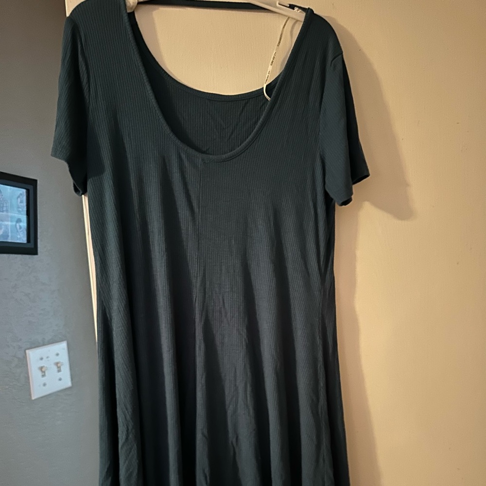 Mid thigh flow dress